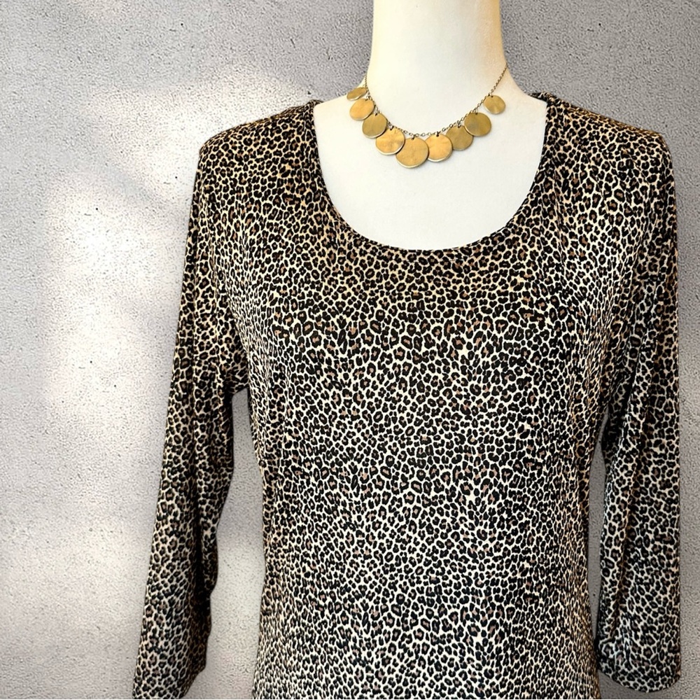 Susan Lawrence Animal Print Top ** Women’s S/M **